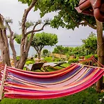 Lizas House σπίτι μπροστά στη θάλασσα, ιδιόκτητη μονοκατοικία 度假居 *