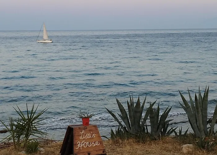 Tatil Evi Lizas House σπίτι μπροστά στη θάλασσα, ιδιόκτητη μονοκατοικία *
